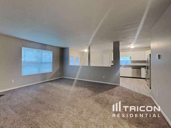13600 Ayrshire Cir in Camby, IN - Building Photo - Building Photo