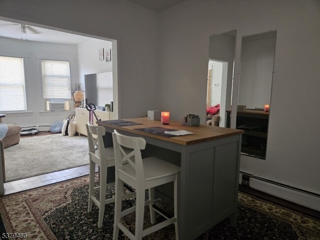 54 Stuyvesant Ave in Lyndhurst, NJ - Building Photo - Building Photo