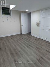 1 Kistler St in Brampton, ON - Building Photo - Building Photo