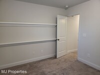 125 Harold Murphy Dr photo'