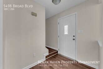 5498 Broad Blvd in North Ridgeville, OH - Building Photo - Building Photo