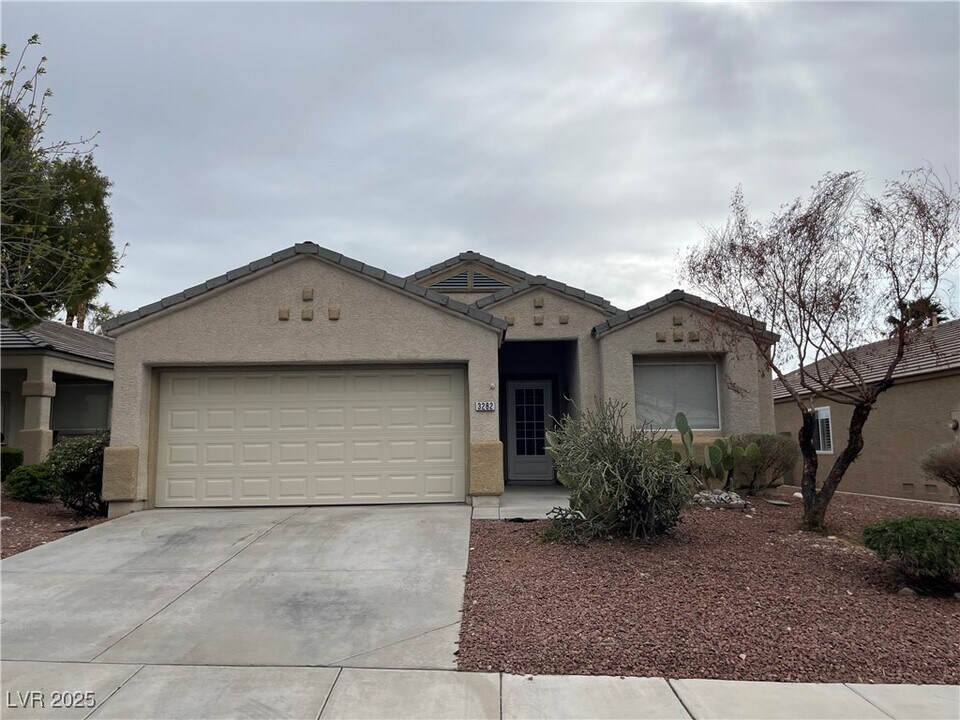 3282 Dragoon Springs St in Las Vegas, NV - Building Photo