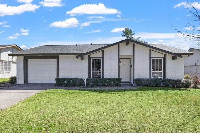 property at 422 Clover Ln