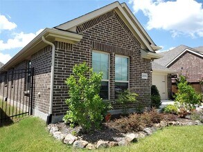 2129 Bishop Barrel Ln in Wylie, TX - Building Photo - Building Photo