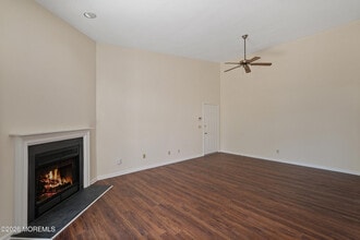 105 Mt Ln in Manasquan, NJ - Building Photo - Building Photo