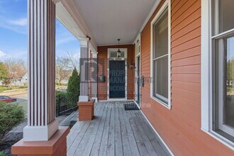 1208 Woodland St in Nashville, TN - Building Photo - Building Photo