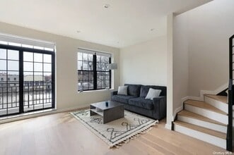 1178 Greene Ave-Unit -4R in Brooklyn, NY - Foto de edificio - Building Photo