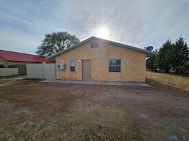 723 N Avenue M in Portales, NM - Building Photo