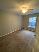 2804 Mulberry Ln in Greenville, NC - Building Photo - Building Photo