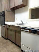 1455 Commonwealth Ave in Boston, MA - Building Photo