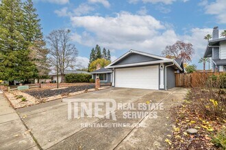 4801 Papaya Dr in Fair Oaks, CA - Building Photo - Building Photo
