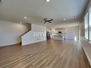 204 Kramer Mills Dr in Columbus, OH - Building Photo - Building Photo