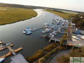 49 Thatcher Ln in Savannah, GA - Foto de edificio - Building Photo