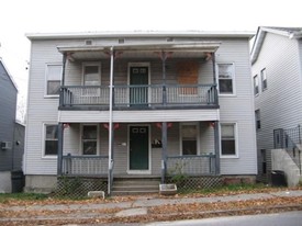 144 N Clinton St Apartments