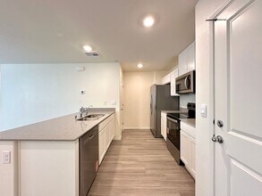 9346 Soothing Sea St in Las Vegas, NV - Building Photo - Building Photo