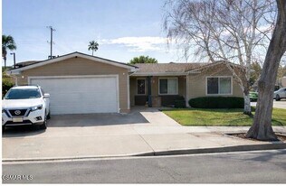 2124 Cutler St in Simi Valley, CA - Building Photo