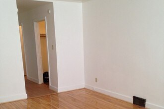 204 E 4th St in Duluth, MN - Foto de edificio - Building Photo