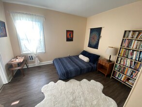 32721 5th Ave in Black Diamond, WA - Foto de edificio - Building Photo