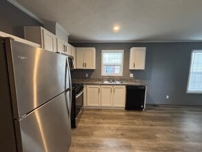 79 Third St. Unit 79 in Dearborn Heights, MI - Building Photo - Building Photo