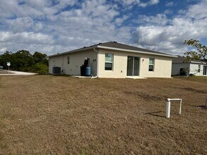 27101 N Twin Lakes Dr in Punta Gorda, FL - Building Photo - Building Photo