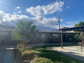 37067 Bankside Dr, Unit 2 in Cathedral City, CA - Building Photo - Building Photo