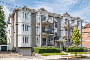 12032 Lachapelle Rue in Montréal, QC - Building Photo