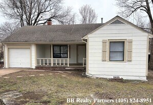 4533 E 5th Pl in Tulsa, OK - Building Photo