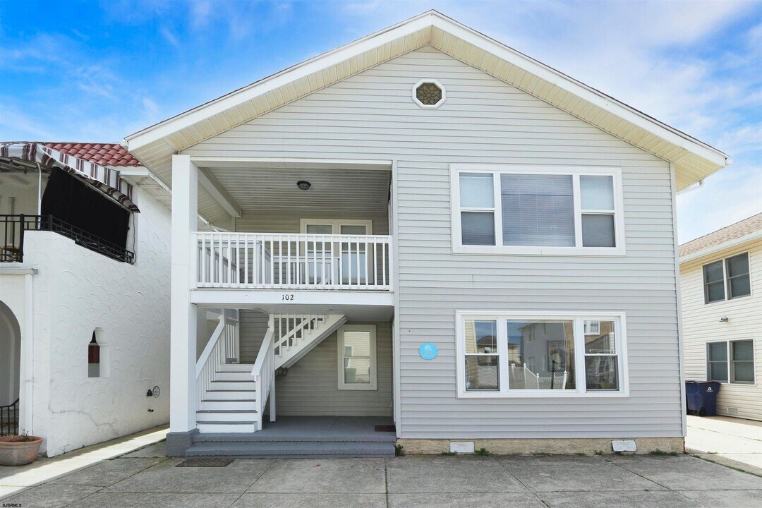 102 N Baltimore Ave in Ventnor City, NJ - Building Photo
