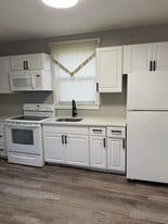 127 Liverpool Ave in Egg Harbor City, NJ - Building Photo