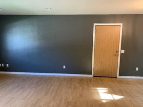 1301 N Okanogan St in Ellensburg, WA - Building Photo - Building Photo