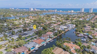 1111 Washington St in Hollywood, FL - Building Photo - Building Photo