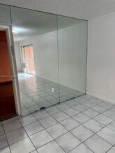 505 NW 72nd Ave in Miami, FL - Building Photo - Building Photo