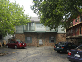 2810 Nueces St Apartments