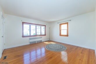 271 N 5th St in Saddle Brook, NJ - Building Photo - Building Photo