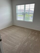 446 Baroness Way in DeLand, FL - Building Photo - Building Photo