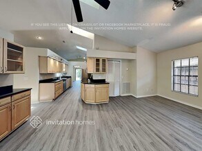 5022 Cypress Trace Dr in Tampa, FL - Building Photo - Building Photo