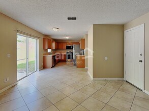 1888 Vale Dr in Clermont, FL - Foto de edificio - Building Photo