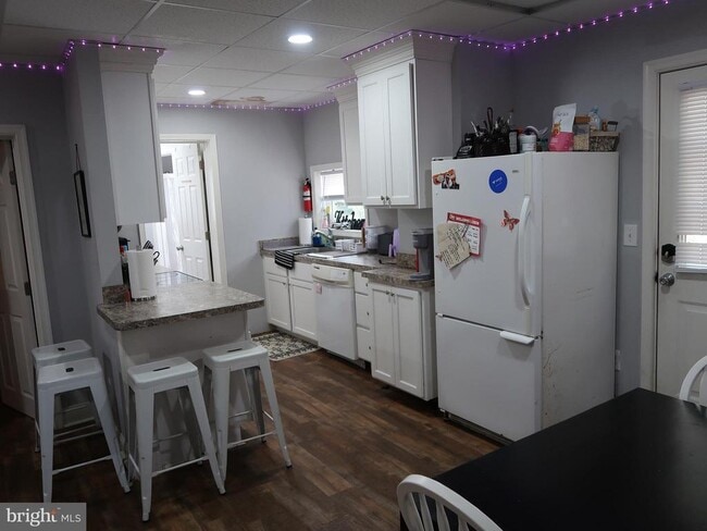 110 University Blvd