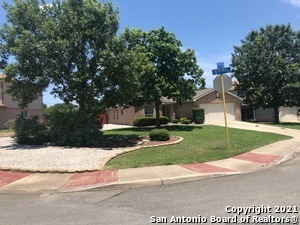 834 Creek Pebble in San Antonio, TX - Foto de edificio - Building Photo