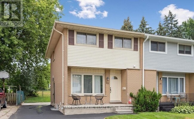 property at 71 Overlea Dr