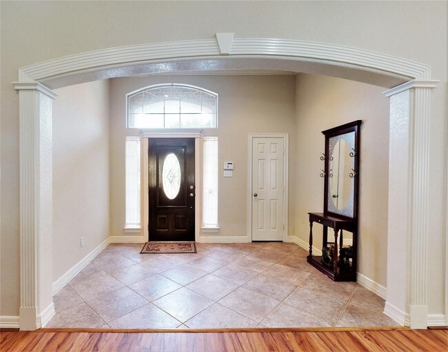 1990 St Edmunds Crossing in Dickinson, TX - Building Photo - Building Photo