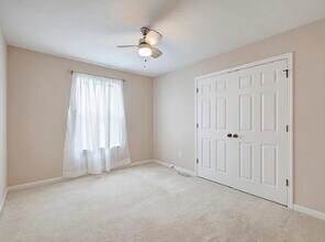 5725 W Monarch Ct in Bloomington, IN - Building Photo - Building Photo