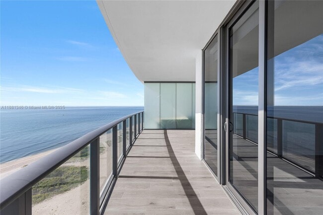 1116 N Ocean Blvd in Pompano Beach, FL - Building Photo - Building Photo