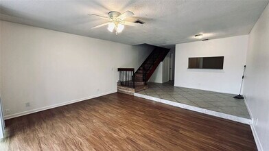 3617 Coral Springs Dr in Coral Springs, FL - Building Photo - Building Photo