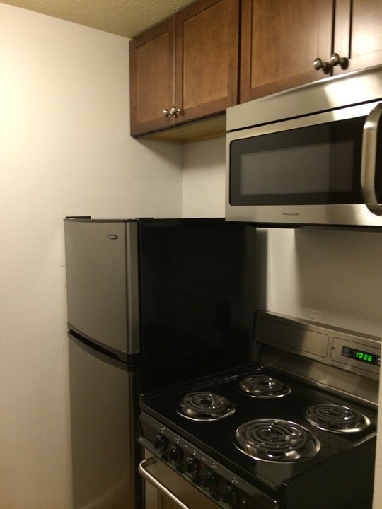 23 Cortes St in Boston, MA - Building Photo