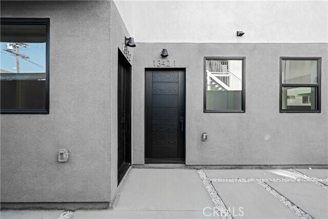 1342 N Kingsley Dr in Los Angeles, CA - Building Photo - Building Photo