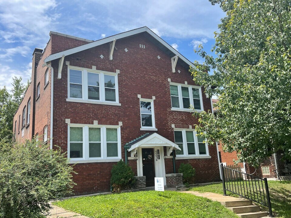 5236 Loughborough Ave in St. Louis, MO - Building Photo