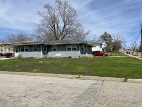 1224 Orchard Rd in Bloomington, IL - Building Photo - Building Photo