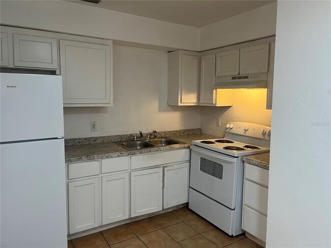 2629 SW 31st Pl in Gainesville, FL - Building Photo - Building Photo