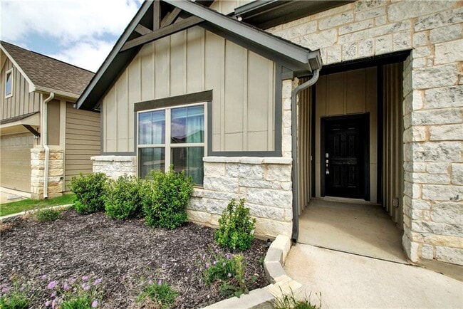 104 Finley St in Hutto, TX - Building Photo - Building Photo